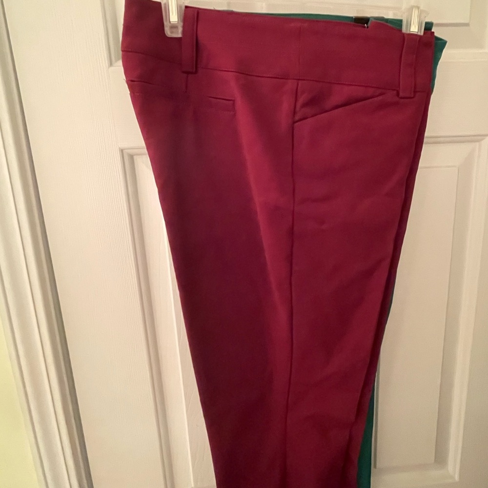 NY&Co Ankle Pants. Burgundy
